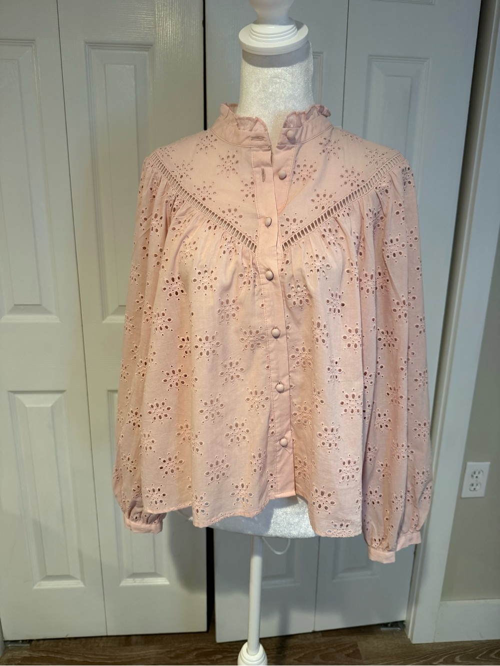 Zara, NWT Soft Pink Eyelet Embroidered Blouse Romantic Cottagecore, Size Large - Picture 3 of 13